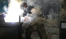 ¿CÓMO FUNCIONA LA SOLDADURA DE METAL CON GAS INERTE?