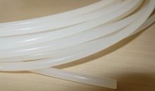 Delrin vs Nylon: Comparación de dos de los principales polímeros plásticos